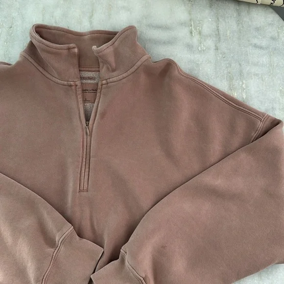 Abercrombie Sunday Essential Half Zip Sweatshirt in Biege - Picture 6 of 7